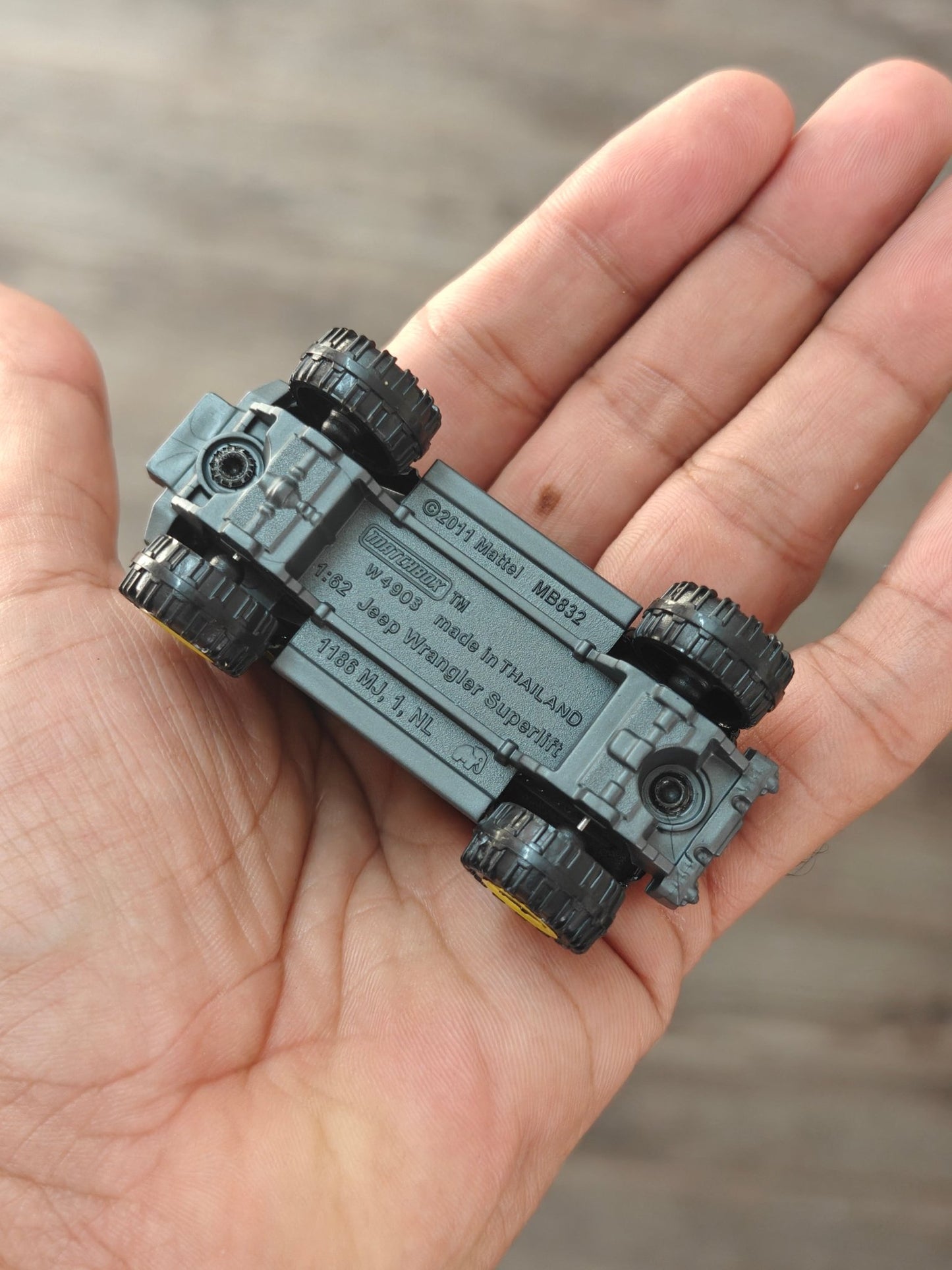 Matchbox Jeep Wrangler Superlift - Black (Uncarded - New) - Kinder Logs