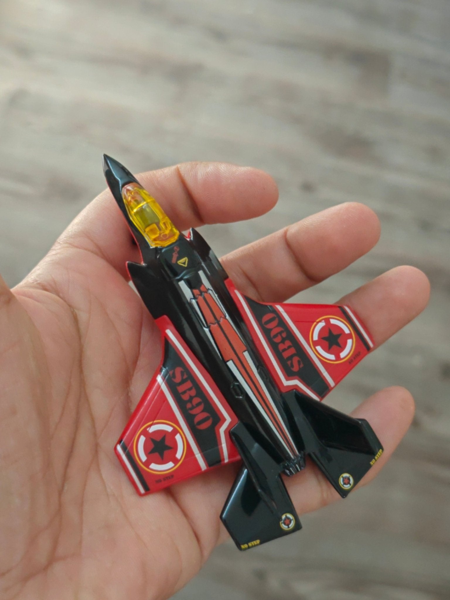 Matchbox Lockheed Martin F-35B Lightning II (Uncarded - New) - Kinder Logs
