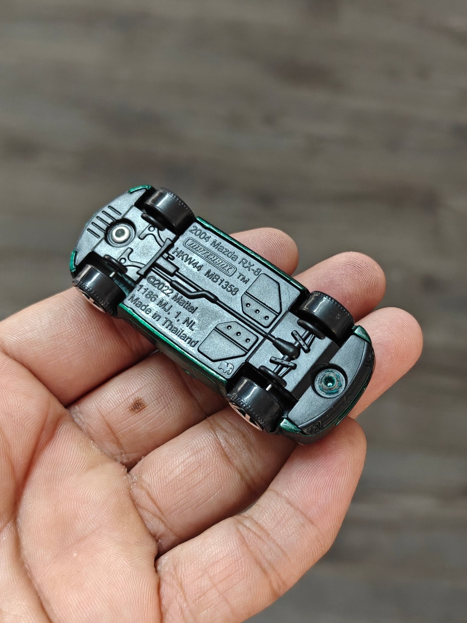 Matchbox Mazda RX8 - Green (Uncarded - New) - Kinder Logs