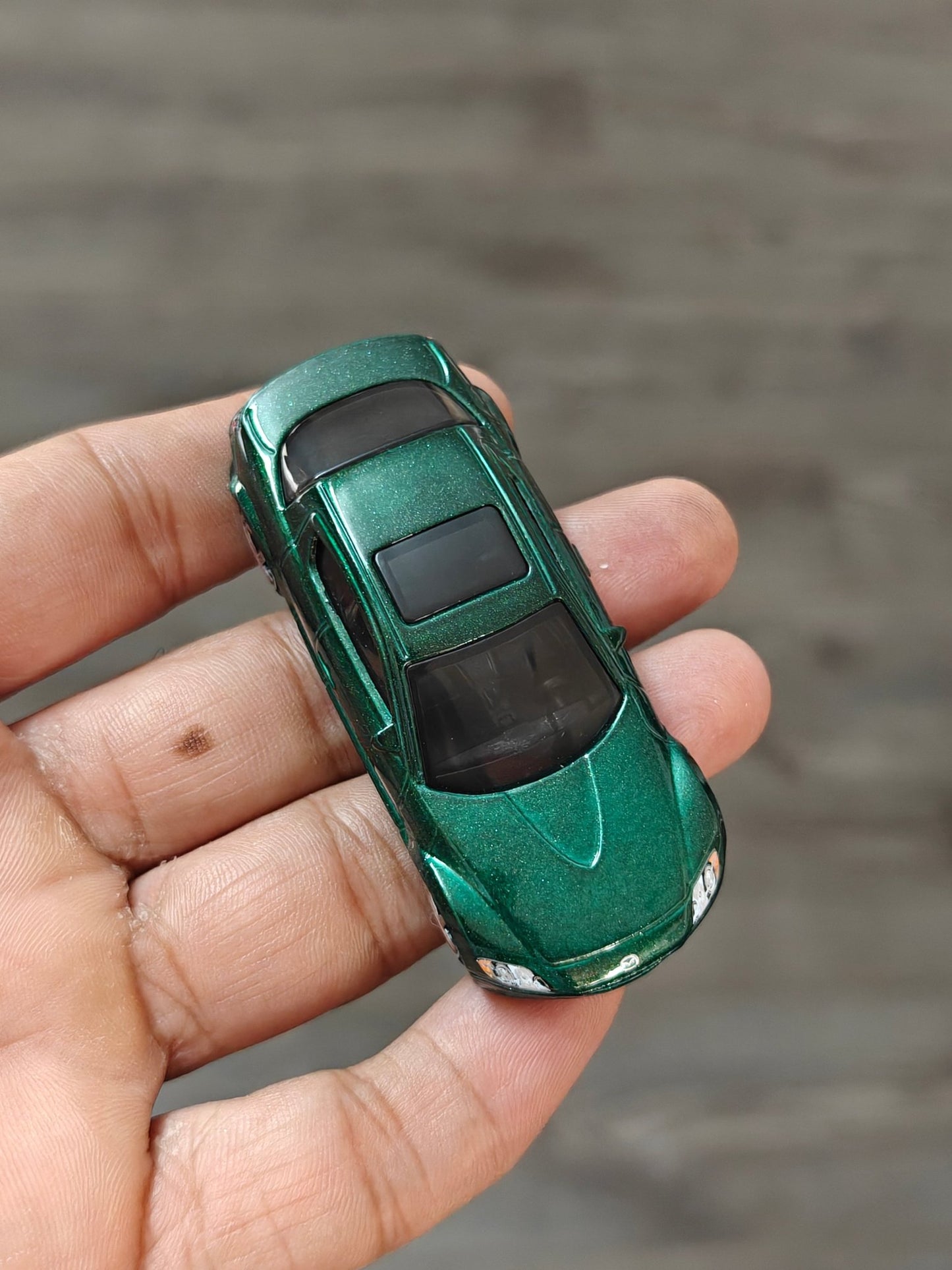 Matchbox Mazda RX8 - Green (Uncarded - New) - Kinder Logs