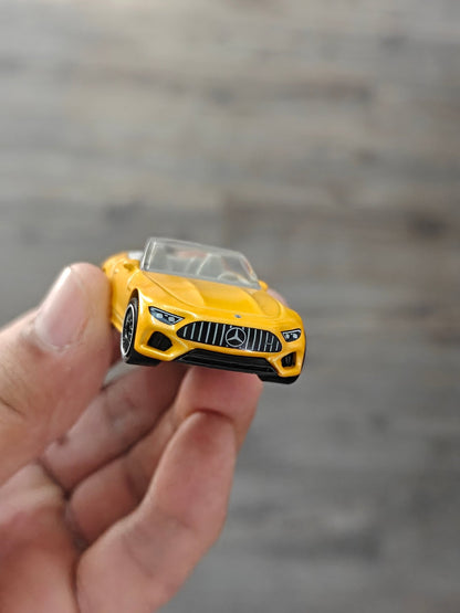 Matchbox Mercedes AMG SL 63 - Yellow (Uncarded - New) - Kinder Logs