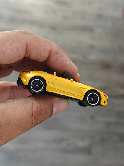 Matchbox Mercedes AMG SL 63 - Yellow (Uncarded - New) - Kinder Logs