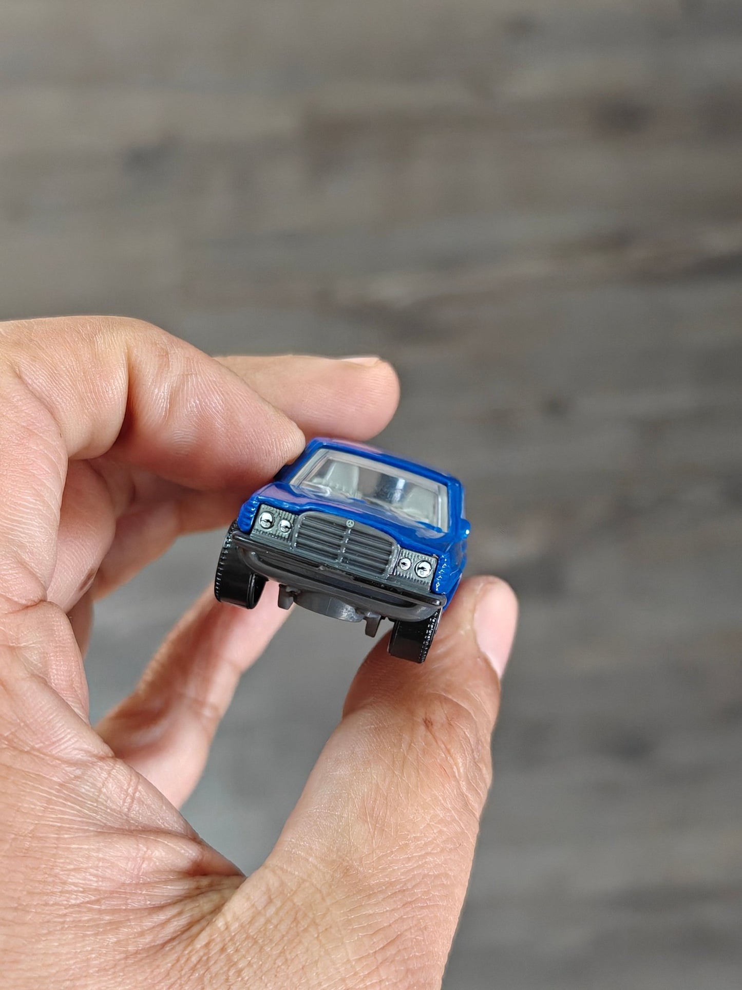 Matchbox Mercedes - Benz S123 Wagon - Blue (Uncarded - New) - Kinder Logs