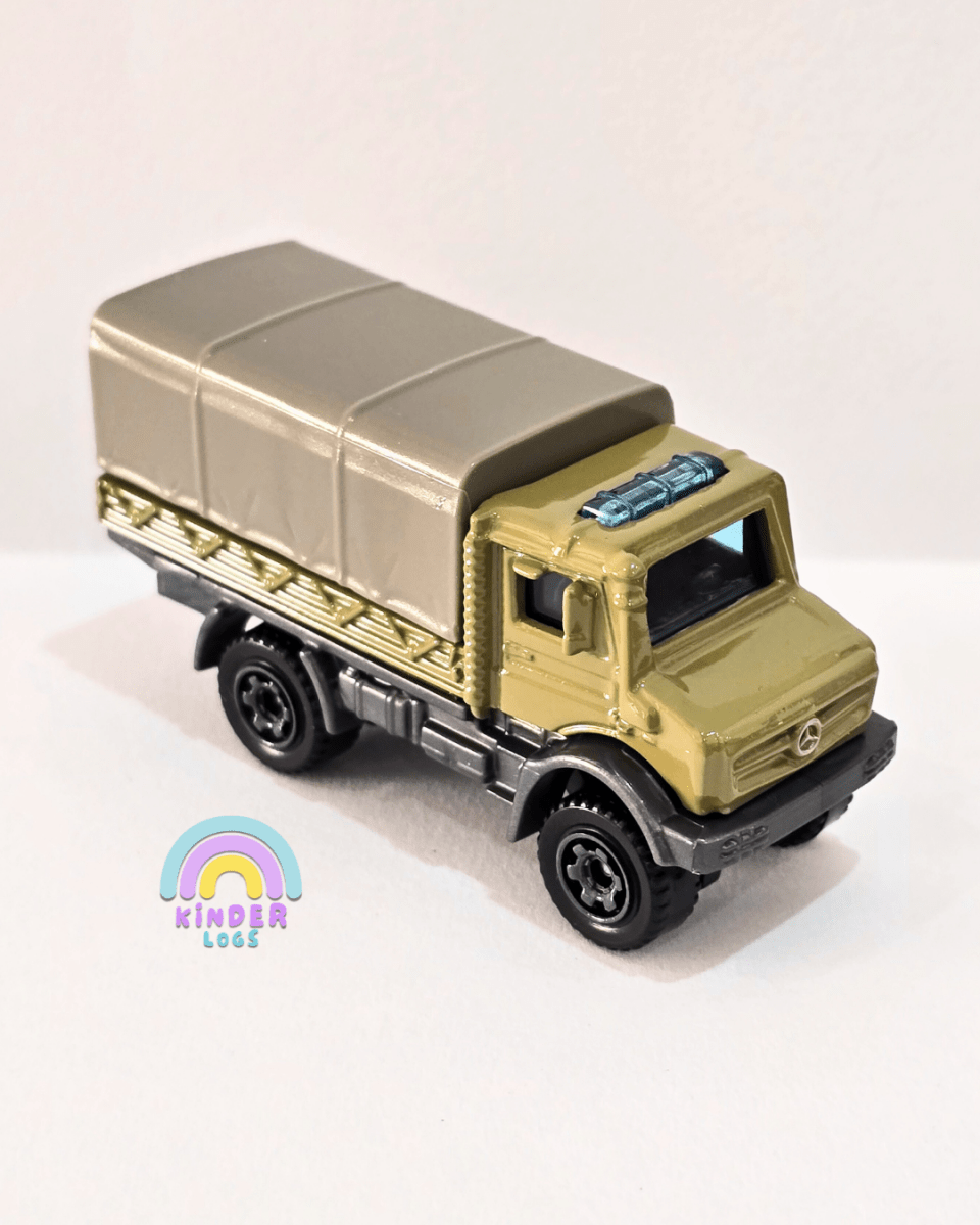 Matchbox Mercedes - Benz UNIMOG U5023 - Jurassic Park (Uncarded) - Kinder Logs