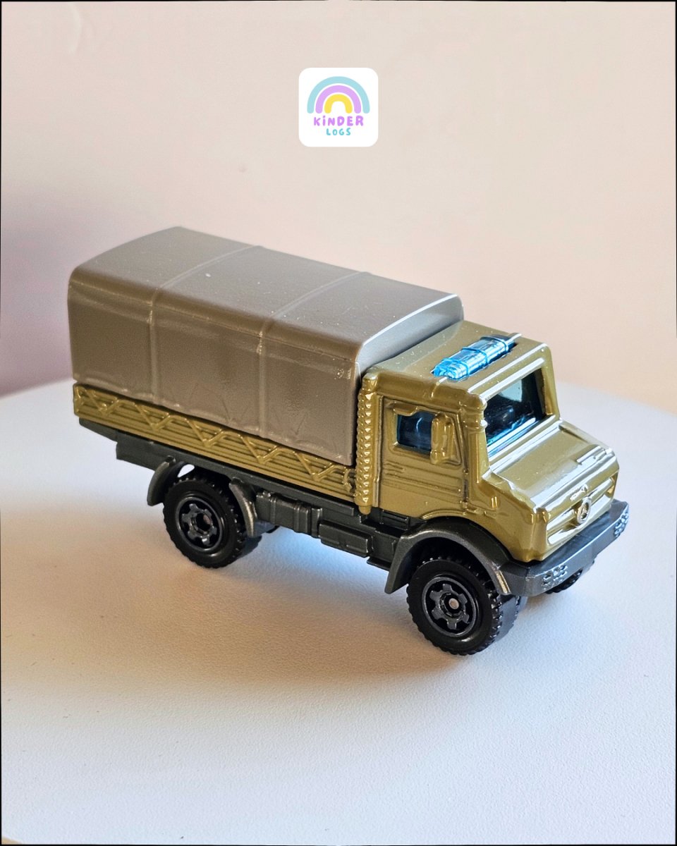 Matchbox Mercedes - Benz UNIMOG U5023 - Jurassic Park (Uncarded) - Kinder Logs