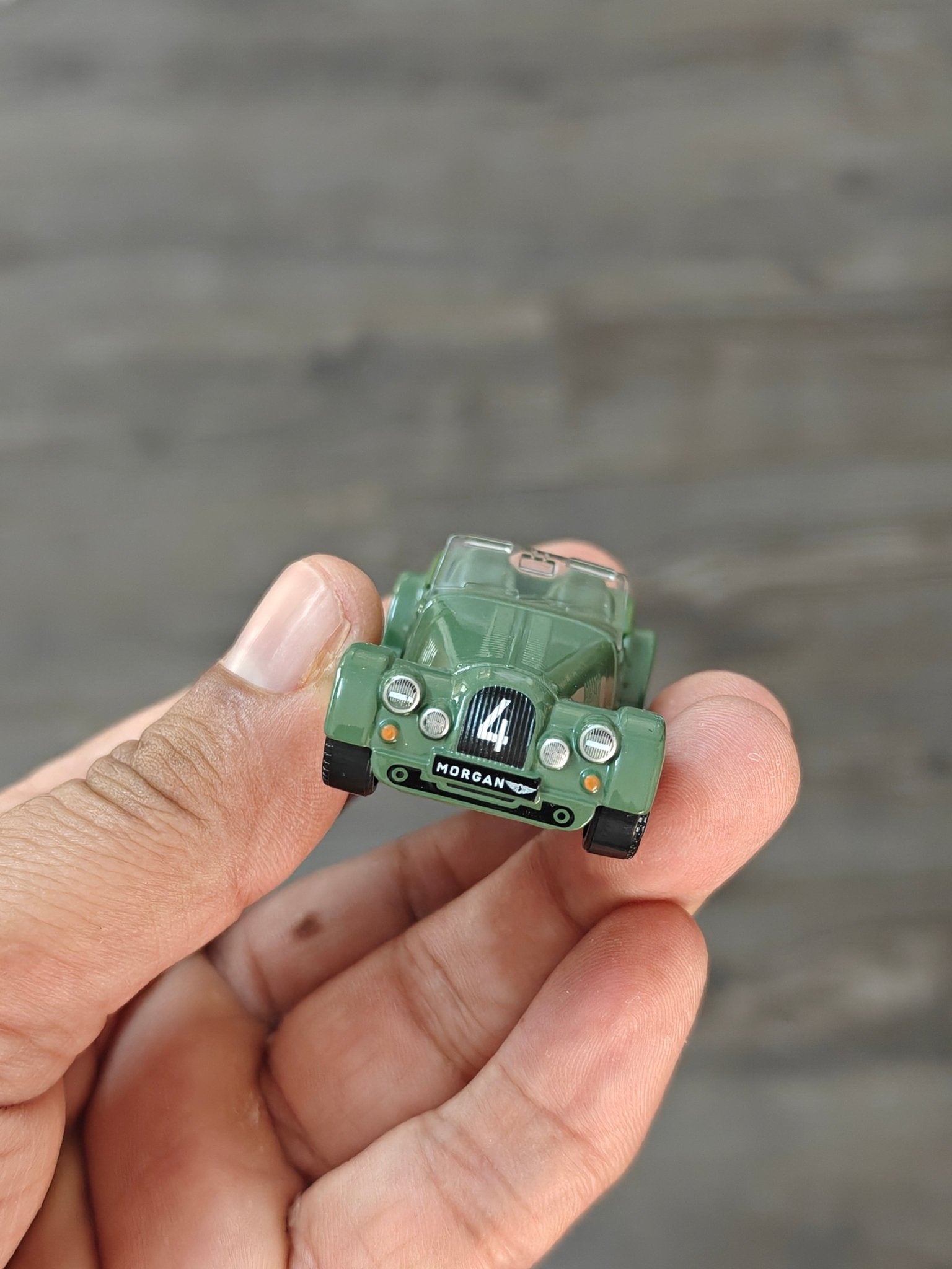 Matchbox Morgan Plus Four - Green (Uncarded - New) - Kinder Logs