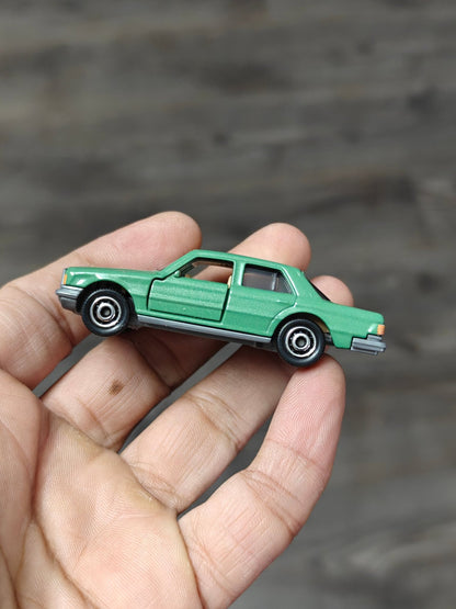 Matchbox Moving Parts 1980 Mercedes - Benz 450 SEL - Green (Uncarded - New) - Kinder Logs