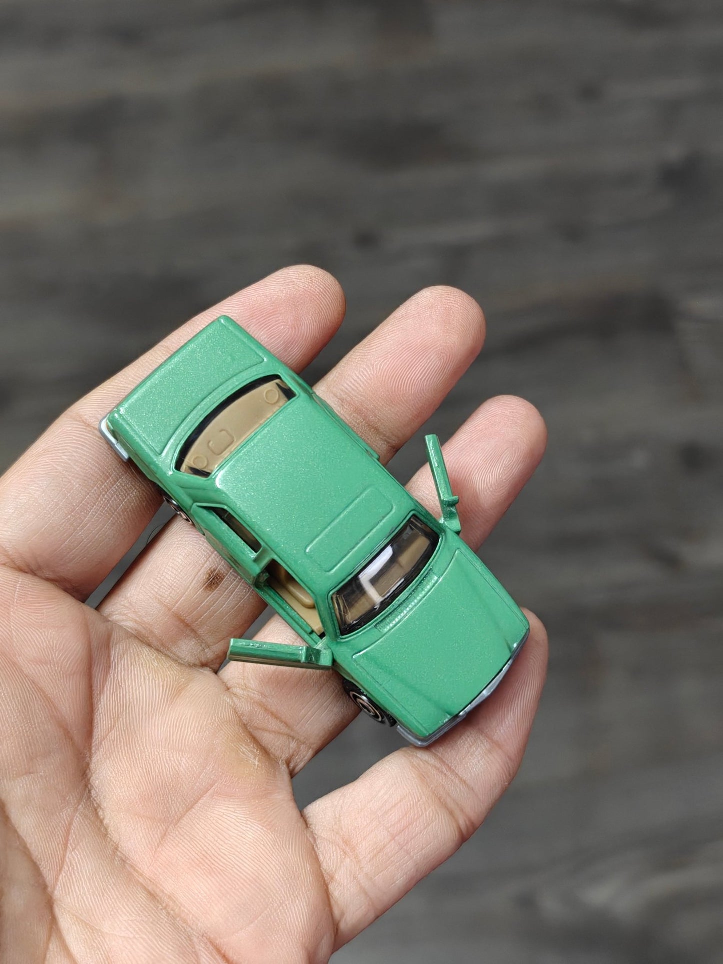 Matchbox Moving Parts 1980 Mercedes - Benz 450 SEL - Green (Uncarded - New) - Kinder Logs