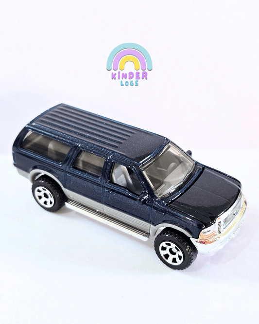 Matchbox Moving Parts 2004 Ford Excursion (Uncarded - New) - Kinder Logs