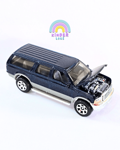Matchbox Moving Parts 2004 Ford Excursion (Uncarded - New) - Kinder Logs