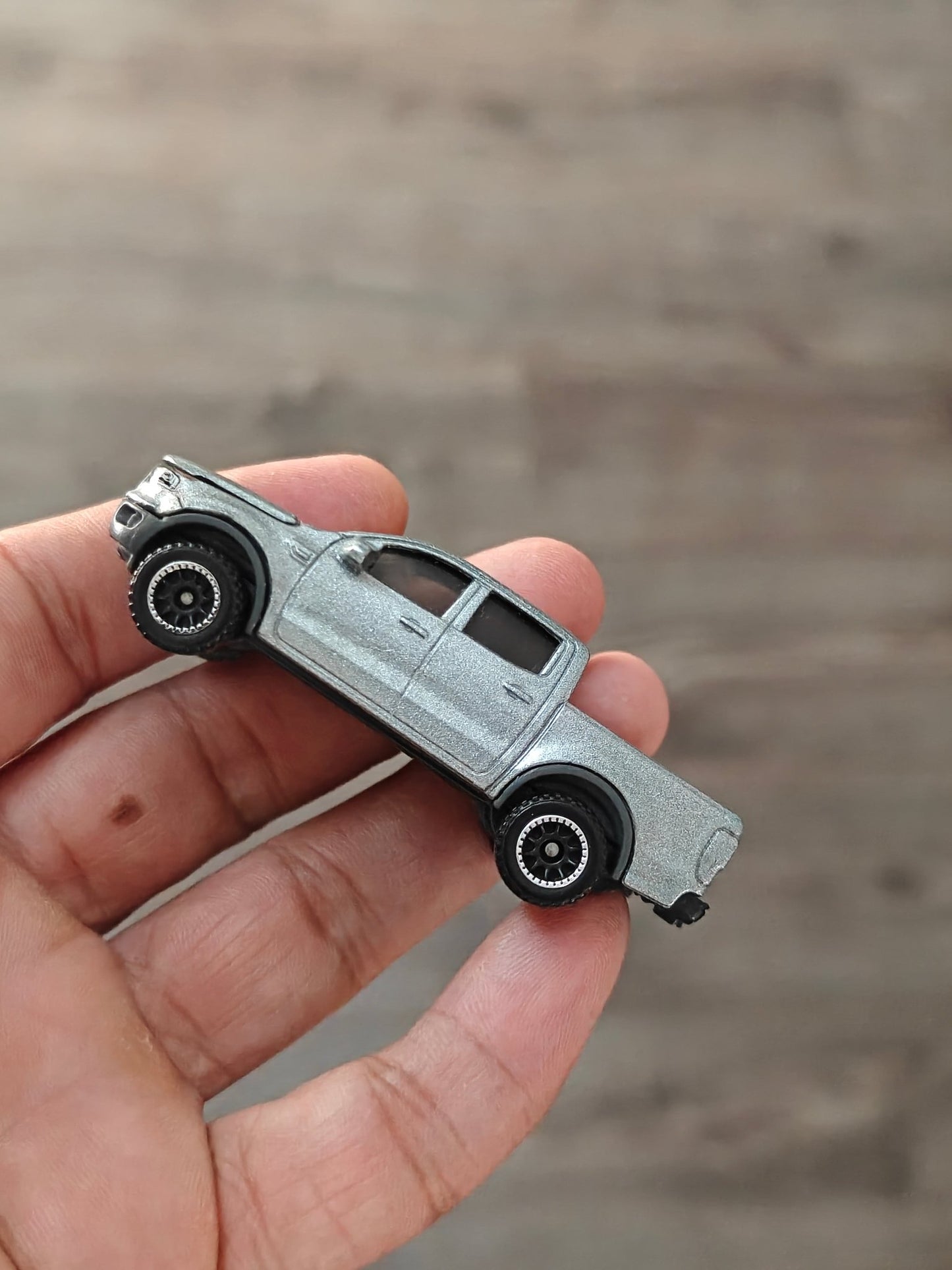 Matchbox Moving Parts 2019 Ford Ranger - Silver (Uncarded - New) - Kinder Logs