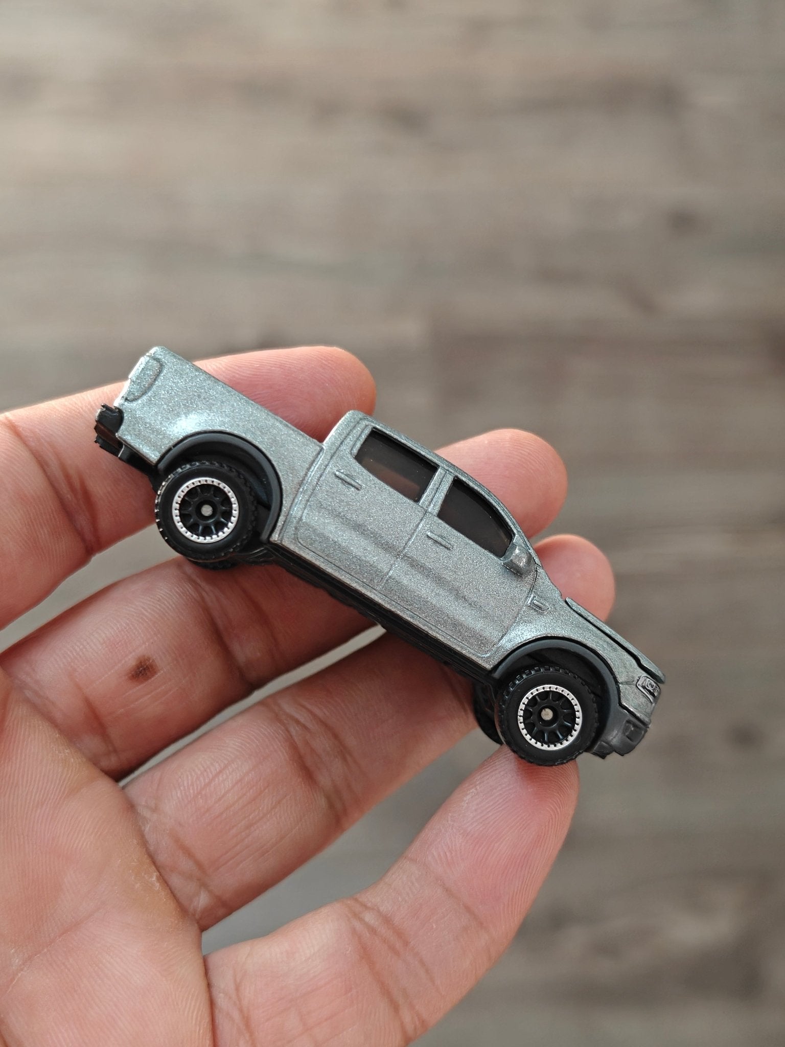 Matchbox Moving Parts 2019 Ford Ranger - Silver (Uncarded - New) - Kinder Logs