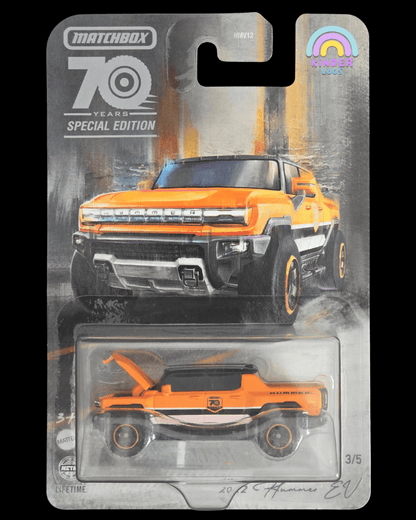 Matchbox Moving Parts - 2022 Hummer EV - 70 Years Edition (Imported) - Kinder Logs