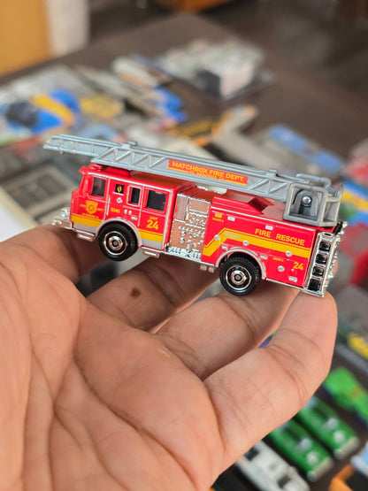 Matchbox Moving Parts Seagrave Fire Truck - Red (Uncarded - New) - Kinder Logs