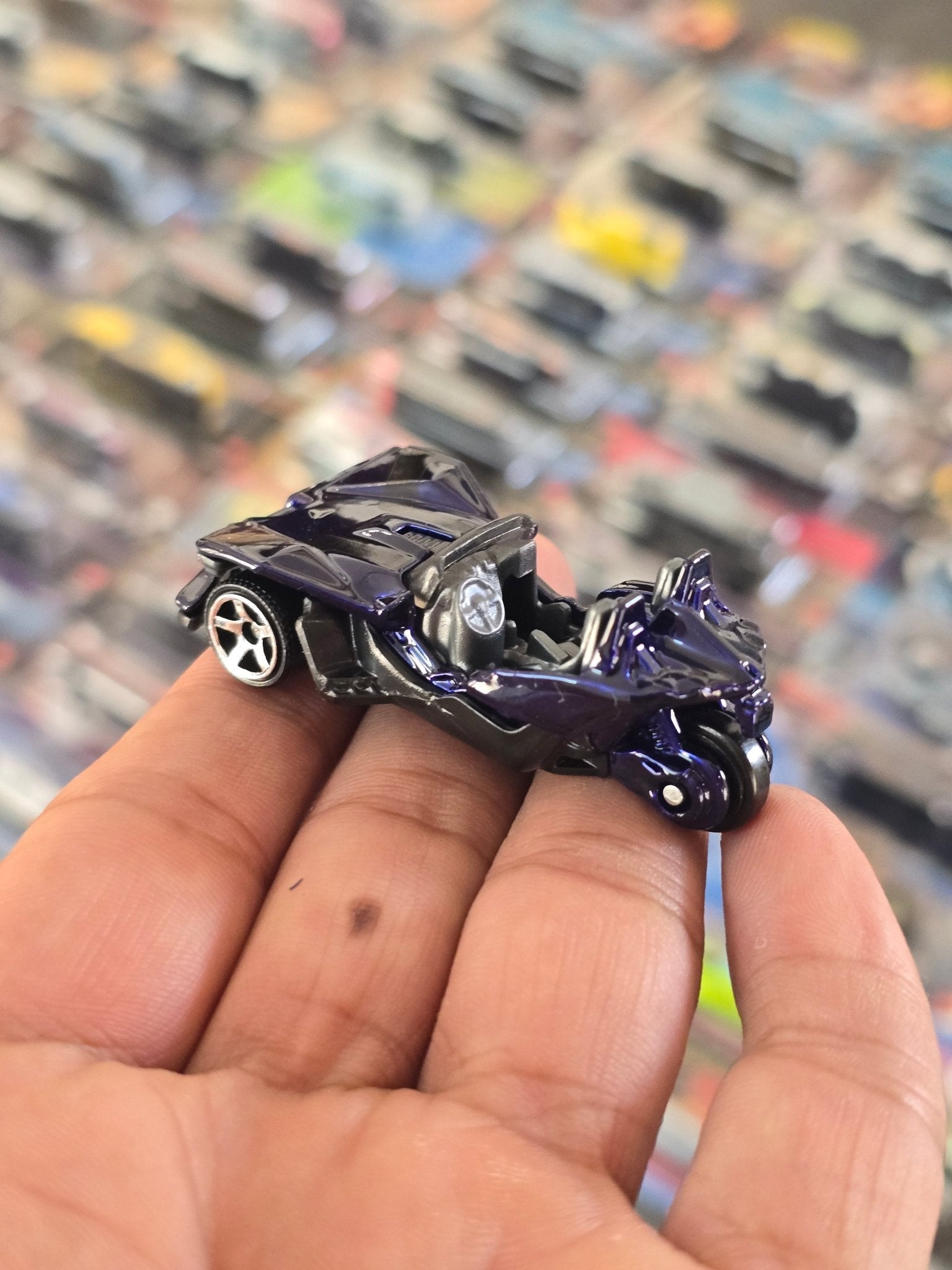Matchbox Polaris Slingshot (Uncarded) - Kinder Logs