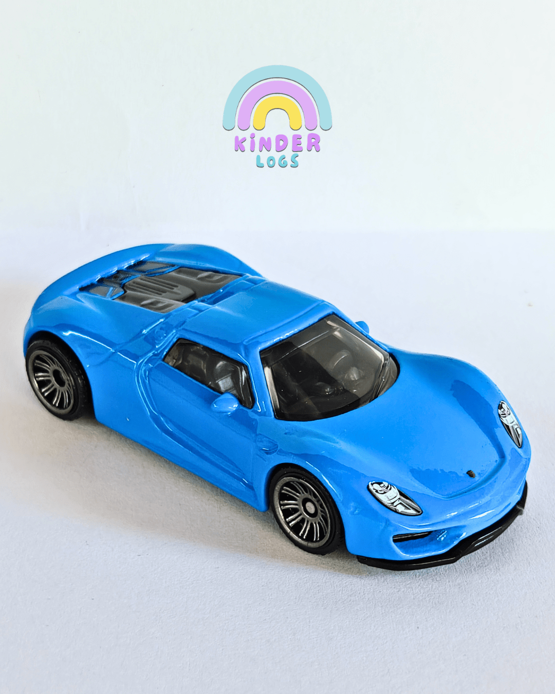 Matchbox Porsche 918 Spyder - Blue (Uncarded - New) - Kinder Logs