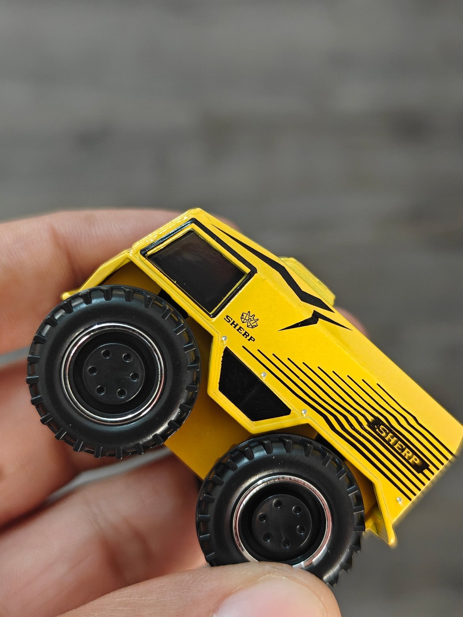 Matchbox Sherp N 1200 - Yellow (Uncarded - New) - Kinder Logs