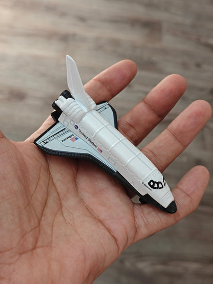Matchbox Space Shuttle Orbiter (Uncarded - New) - Kinder Logs