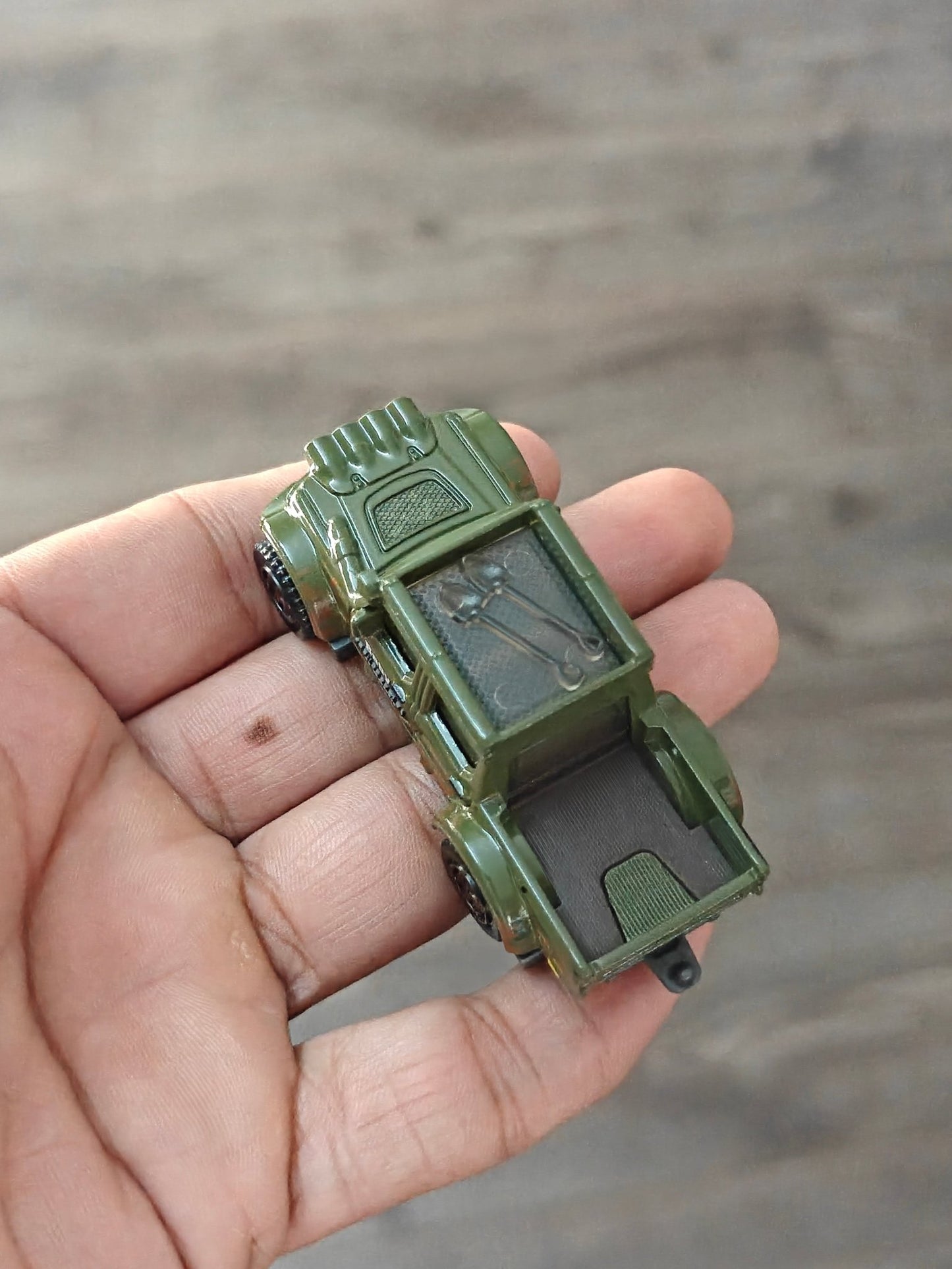Matchbox Swamp Raider - Army Green (Uncarded - New) - Kinder Logs