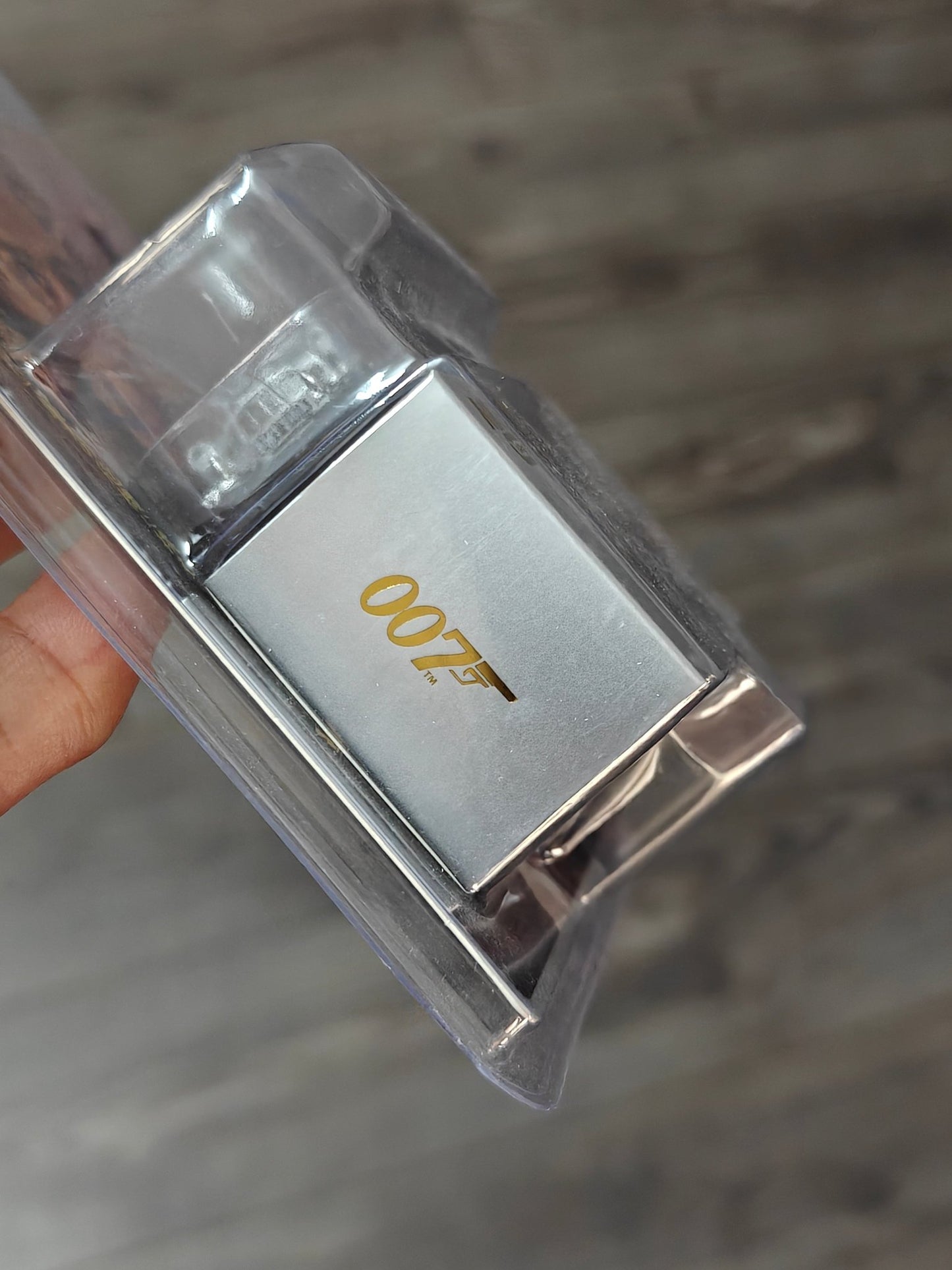 Mini GT Aston Martin DB5 - James Bond 007 (Japanese Version) - Kinder Logs