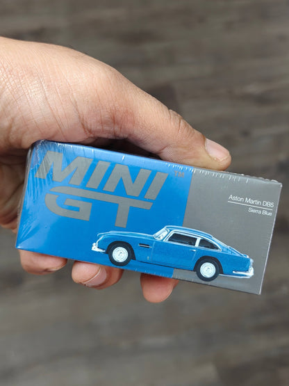 Mini GT Aston Martin DB5 Sierra Blue (Open Box) - Kinder Logs
