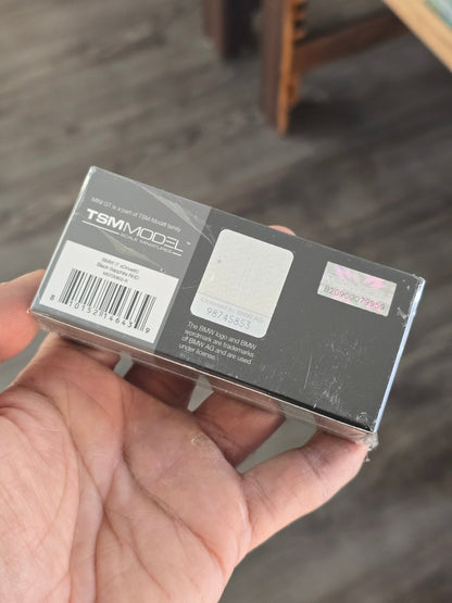 Mini GT BMW i7 xDrive60 (Black Sapphire) - Sealed Box - Kinder Logs