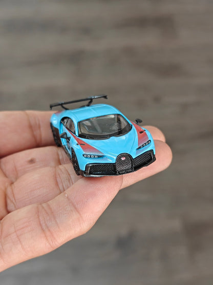 Mini GT Bugatti Chiron Pur Sport "Grand Prix" (Open Box) - Kinder Logs