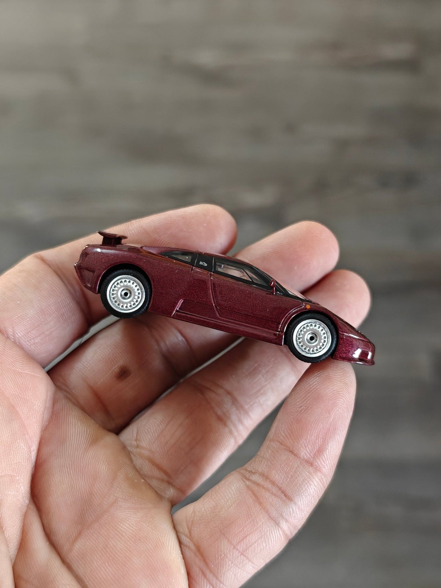 Mini GT Bugatti EB110 GT - Dark Red (Open Box) - Kinder Logs