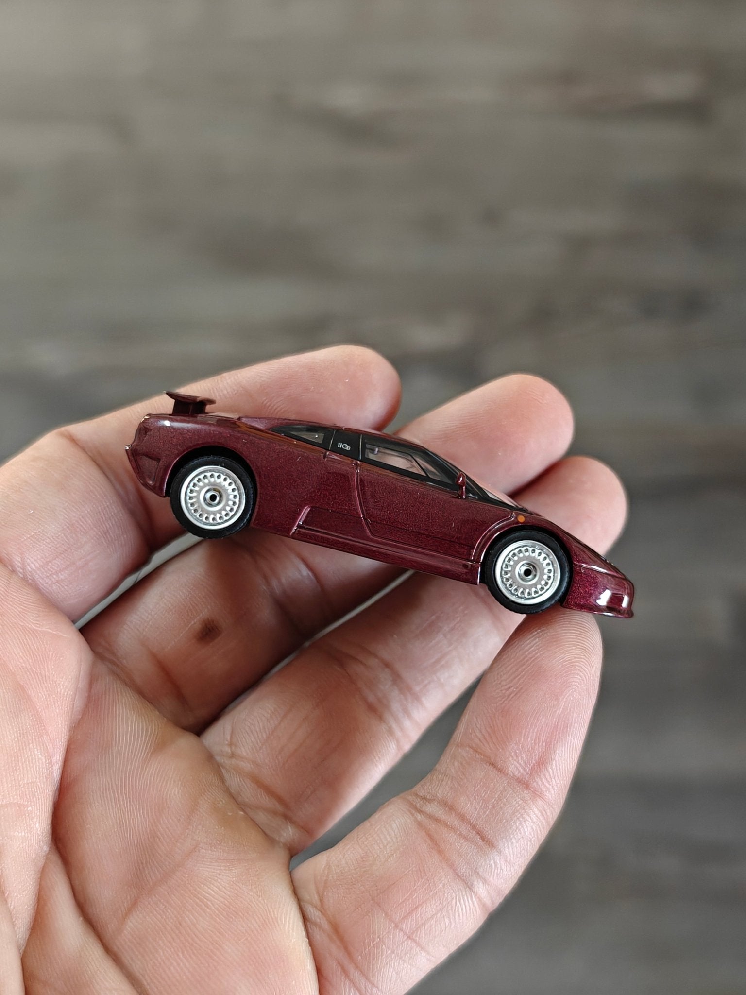 Mini GT Bugatti EB110 GT - Dark Red (Open Box) - Kinder Logs