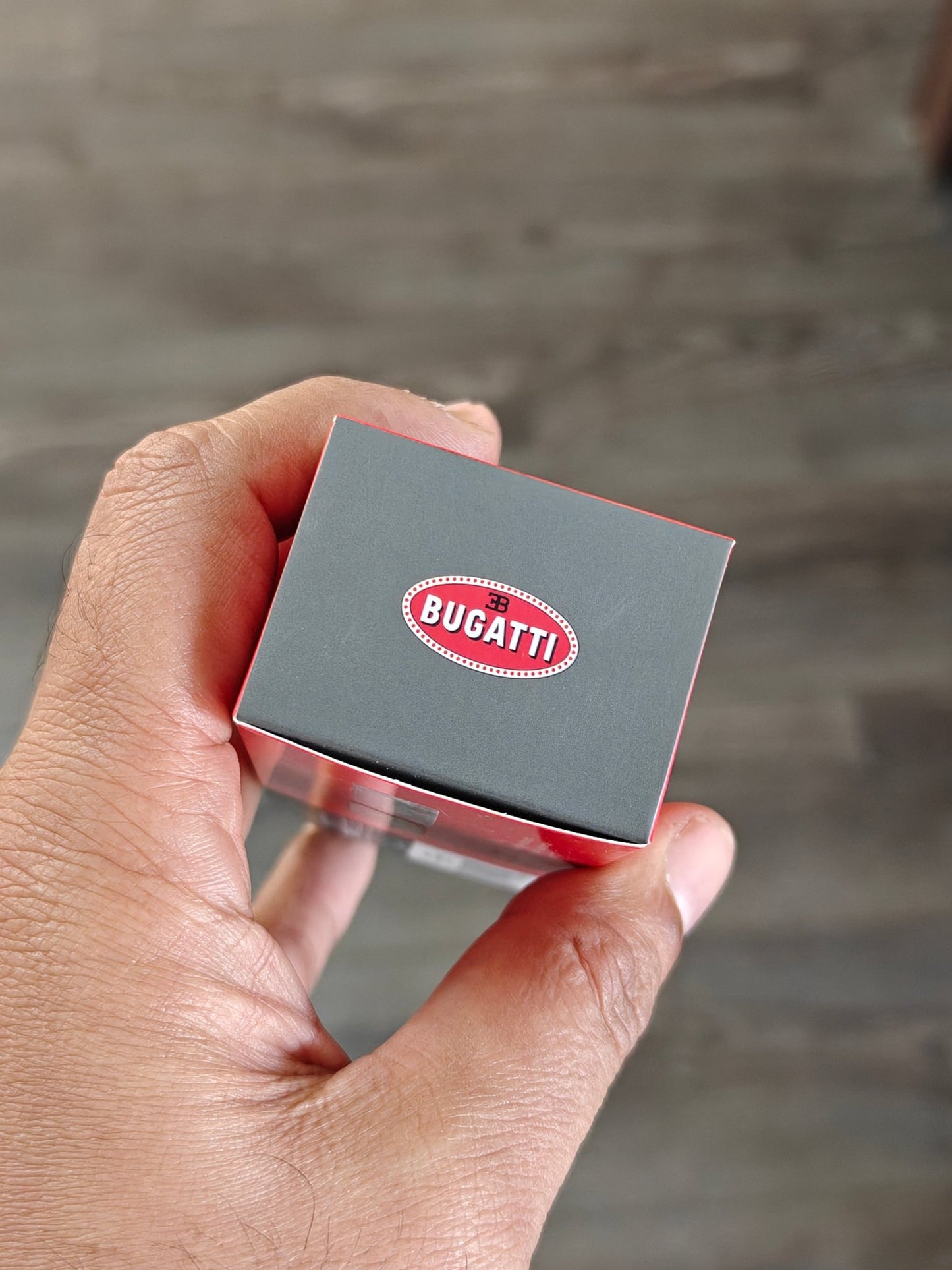 Mini GT Bugatti EB110 GT - Dark Red (Open Box) - Kinder Logs