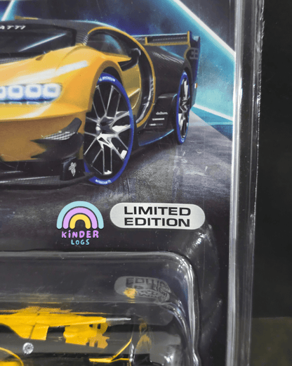 Mini GT Bugatti Vision Gran Turismo - Yellow - Mijo Exclusives - Kinder Logs