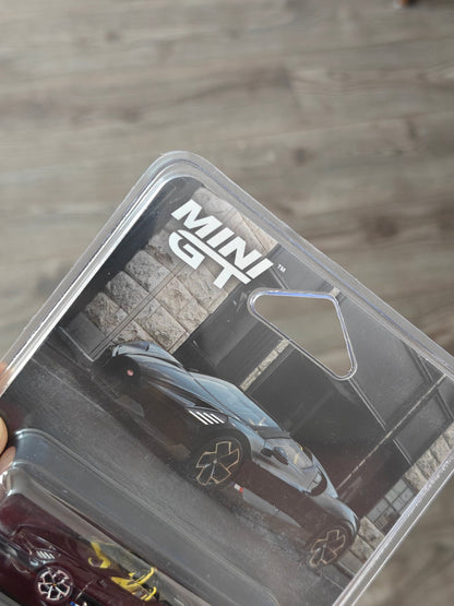 Mini GT Bugatti W16 Mistral (Black) - Kinder Logs