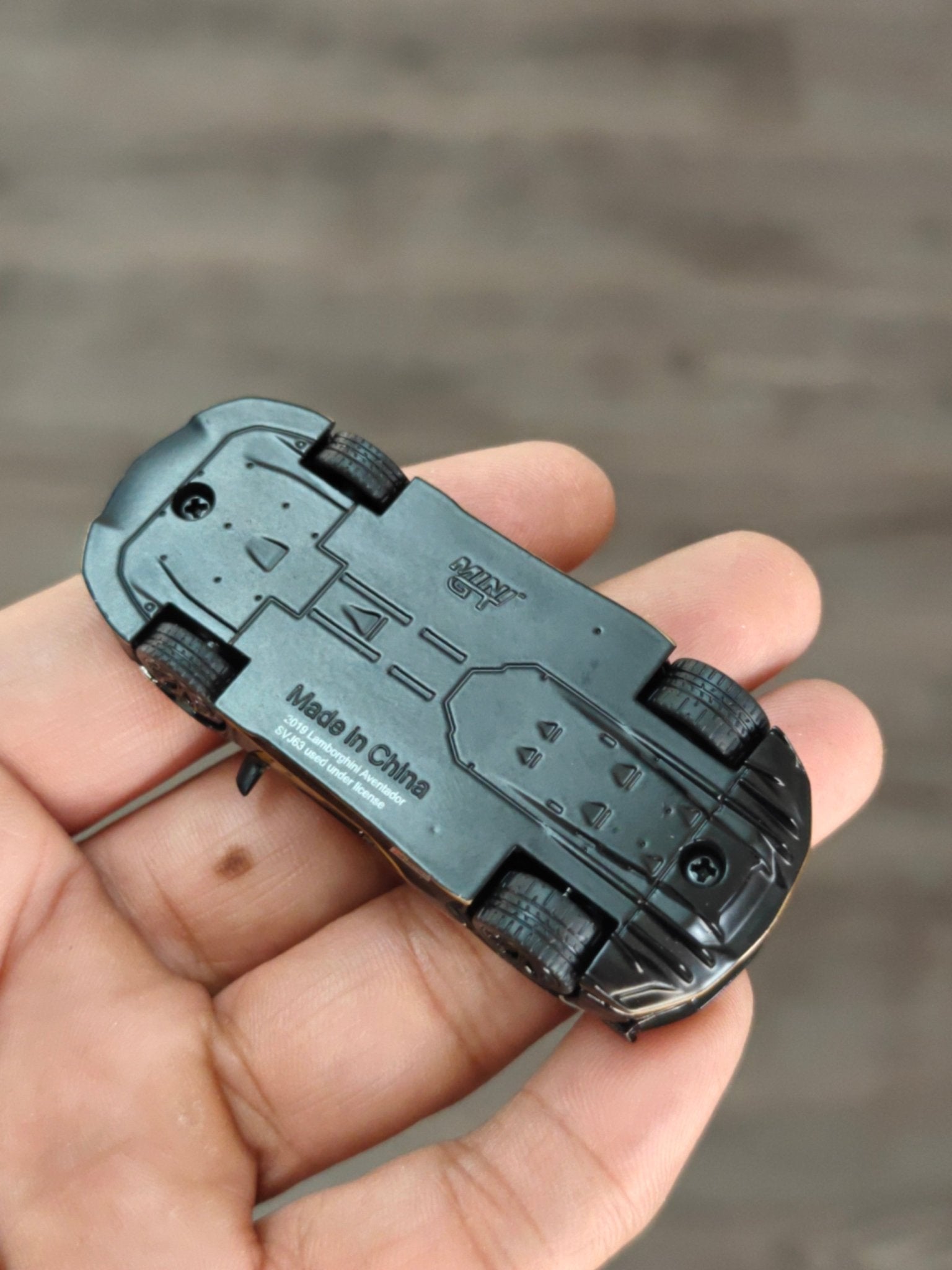 Mini GT Lamborghini Aventador SVJ 63 Roadster - Nero Aldebaran (Open Box) - Kinder Logs