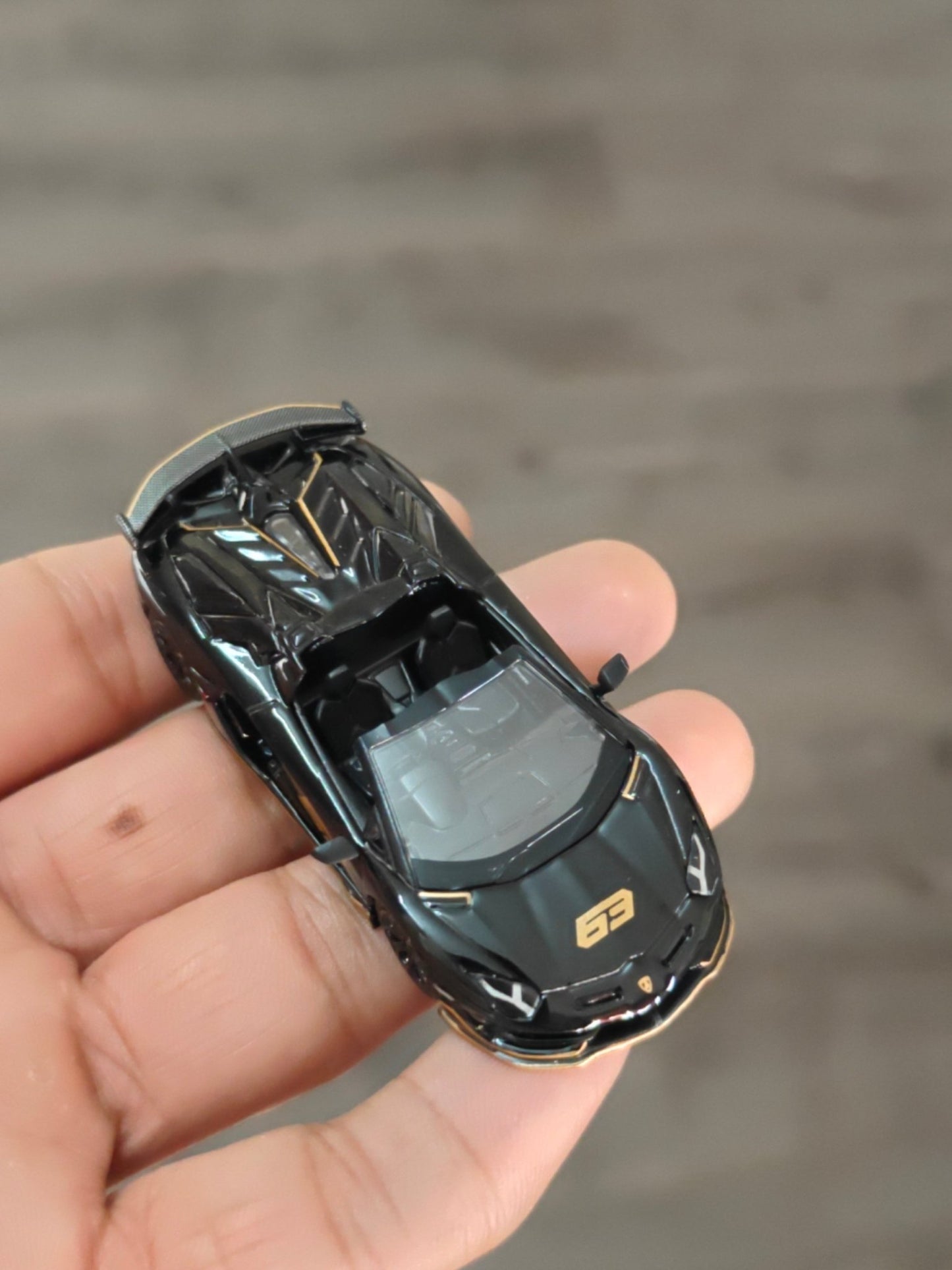 Mini GT Lamborghini Aventador SVJ 63 Roadster - Nero Aldebaran (Open Box) - Kinder Logs