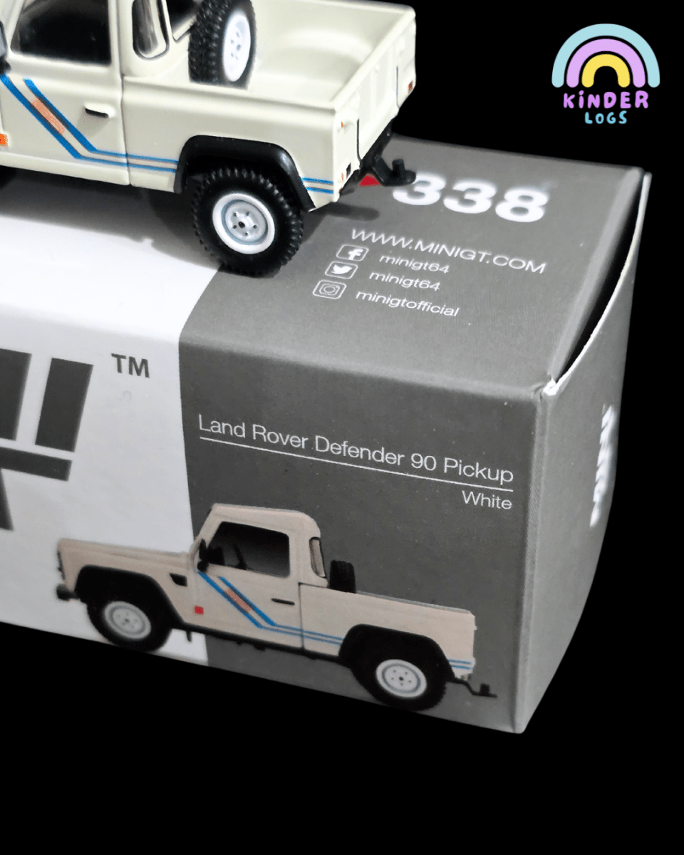 Mini GT Land Rover Defender 90 Pickup (Open Box) - Kinder Logs