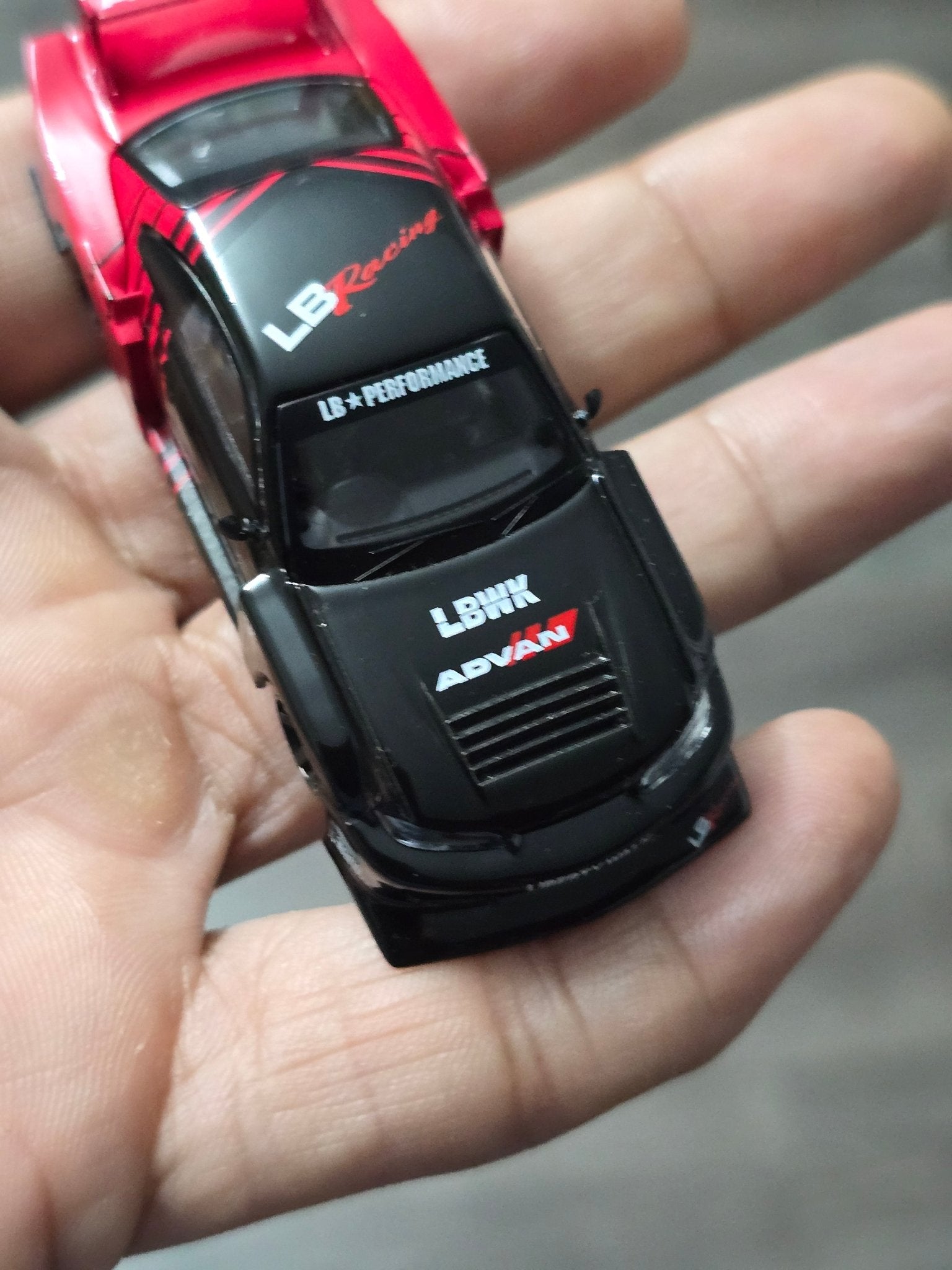 Mini GT LB - Super Silhouette Nissan S15 Silvia ADVAN (Open Box) - Kinder Logs