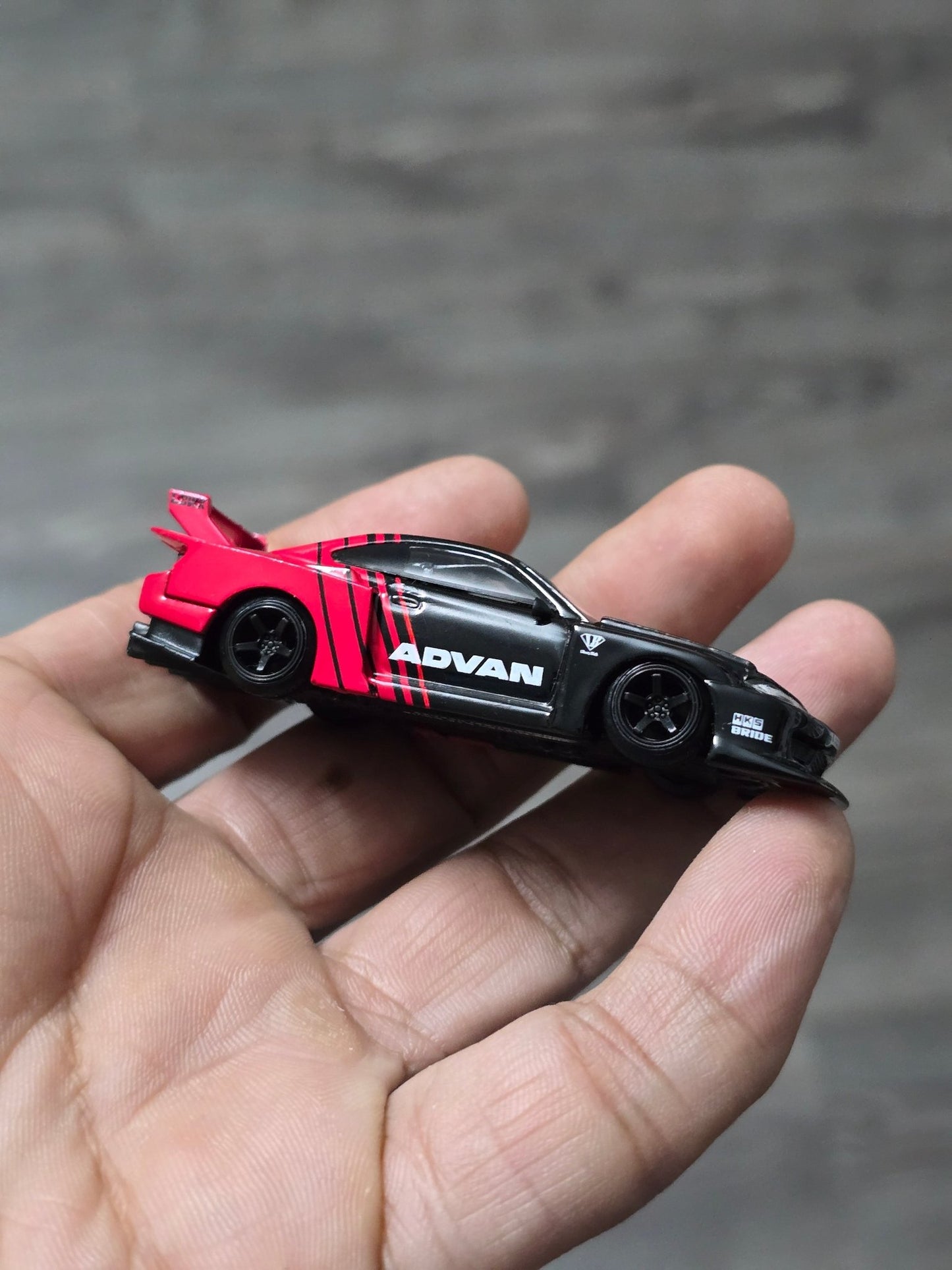 Mini GT LB - Super Silhouette Nissan S15 Silvia ADVAN (Open Box) - Kinder Logs