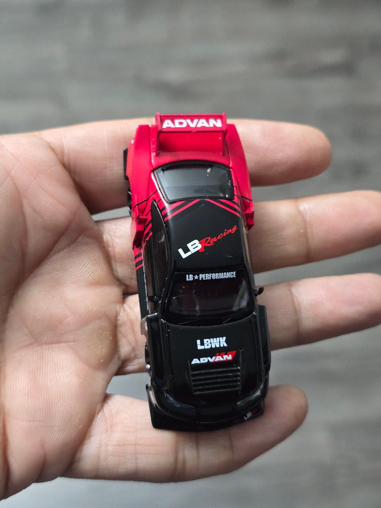 Mini GT LB - Super Silhouette Nissan S15 Silvia ADVAN (Open Box) - Kinder Logs