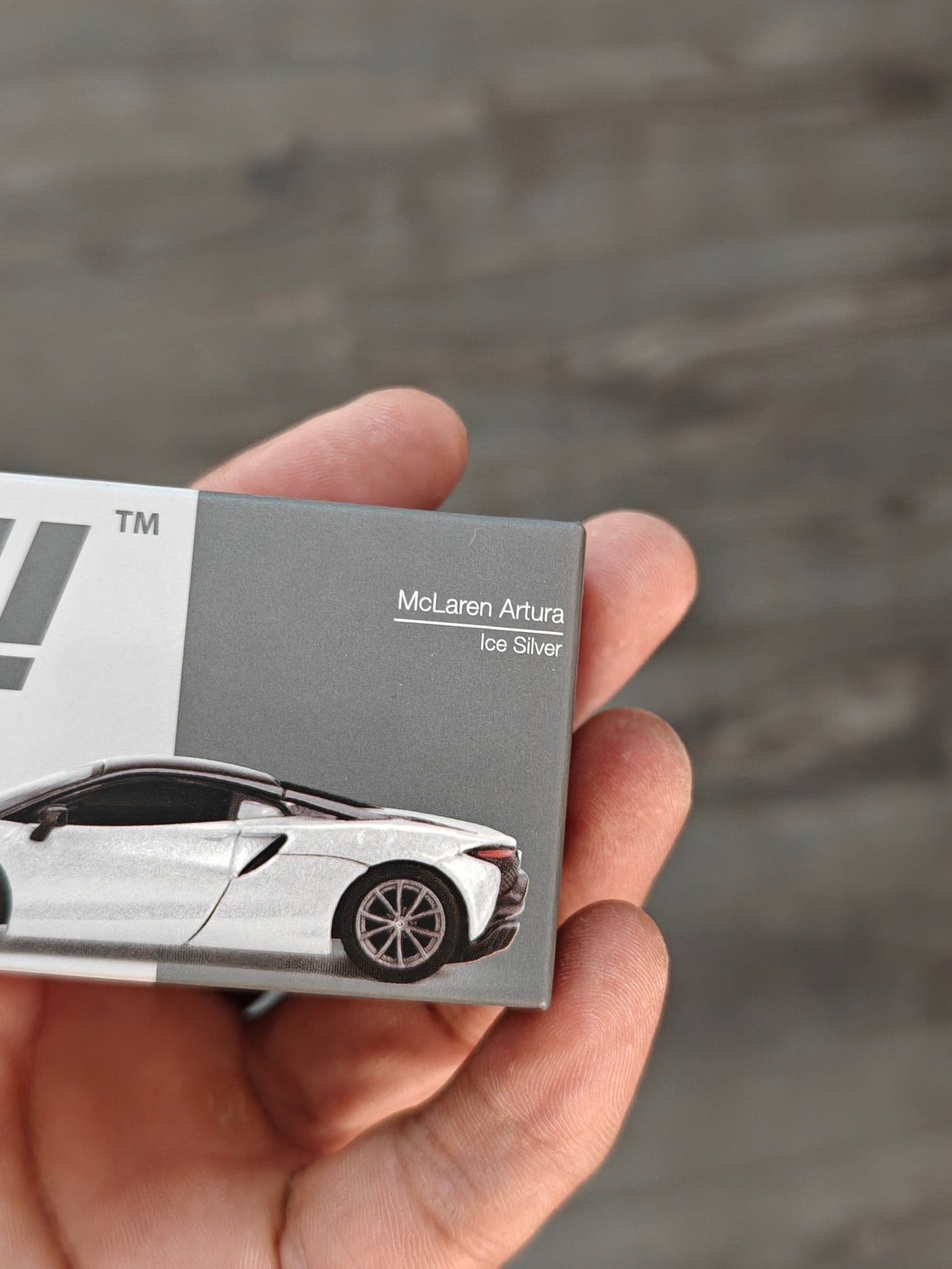 Mini GT McLaren Artura - Mijo Exclusives (Silver) - Kinder Logs