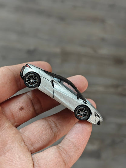 Mini GT McLaren Artura - Mijo Exclusives (Silver) - Kinder Logs