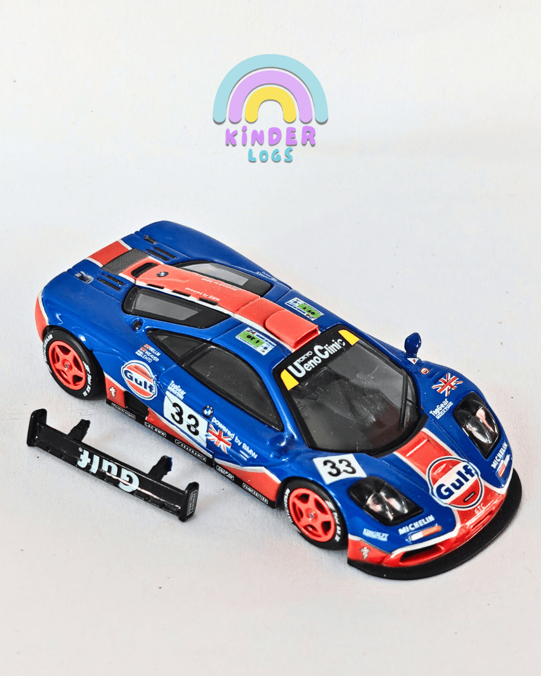 Mini GT McLaren F1 GTR 33 (Broken Spoiler) - Kinder Logs