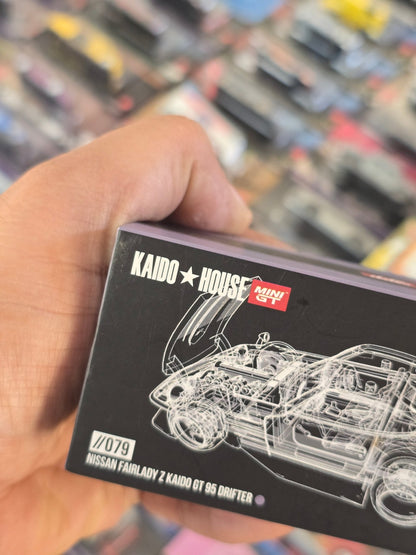 Mini GT Nissan Fairlady Z Kaido GT 95 Drifter (Open Box) - Kinder Logs
