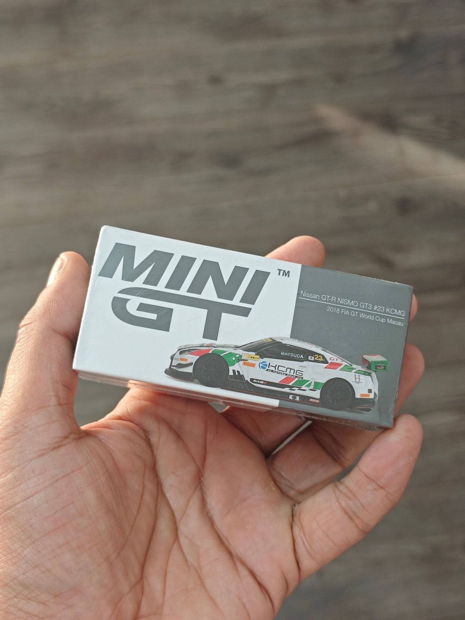 Mini GT Nissan GT - R NISMO GT3 23 KCMG - Sealed Box - Kinder Logs