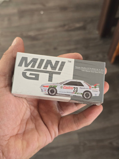 Mini GT Nissan Skyline GT - R (R32) Gr. A 23 - Sealed Box - Kinder Logs