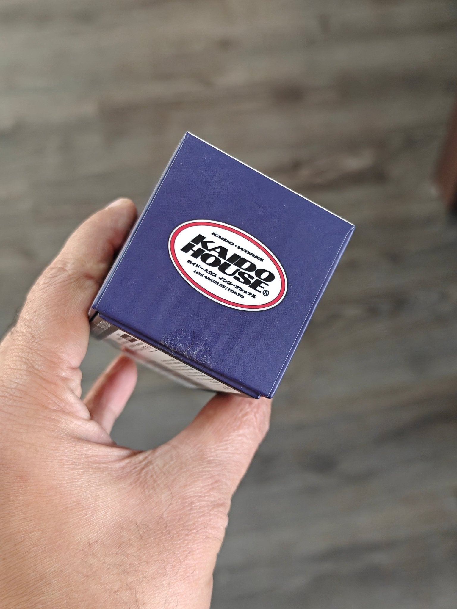 Mini GT Nissan Skyline GT - R (R34) Kaido Works Shinjuku V1 (Open Box) - Kinder Logs