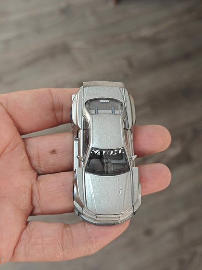 Mini GT Nissan Skyline GT - R (R34) Kaido Works Shinjuku V1 (Open Box) - Kinder Logs