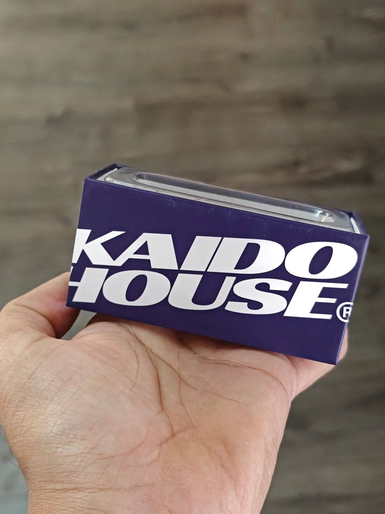 Mini GT Nissan Skyline GT - R (R34) Kaido Works Shinjuku V1 (Open Box) - Kinder Logs