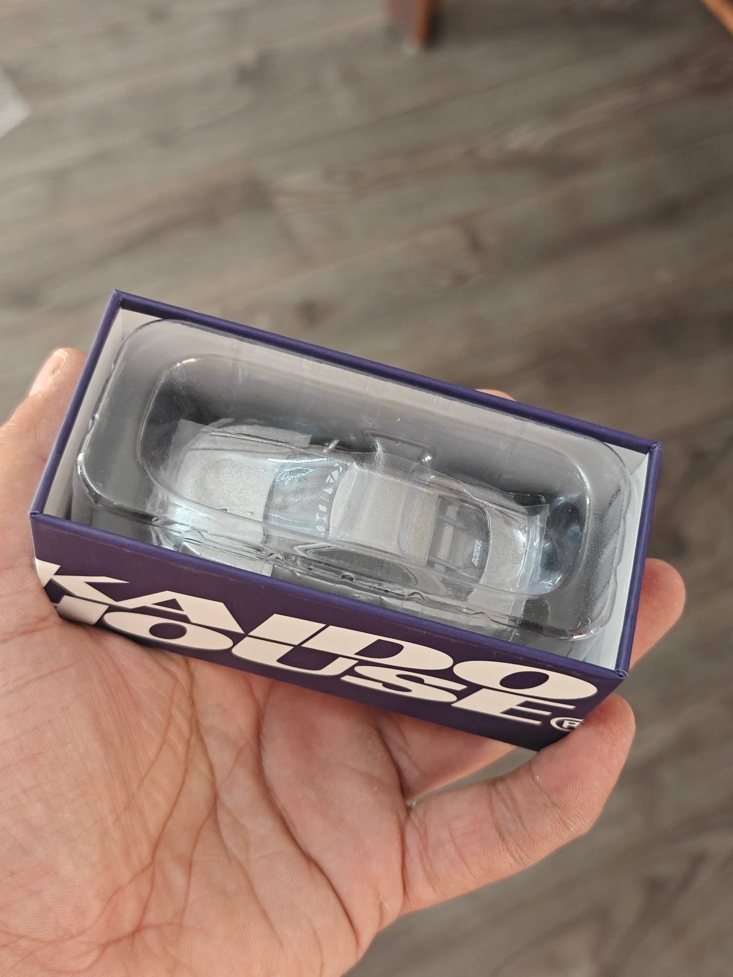 Mini GT Nissan Skyline GT - R (R34) Kaido Works Shinjuku V1 (Open Box) - Kinder Logs
