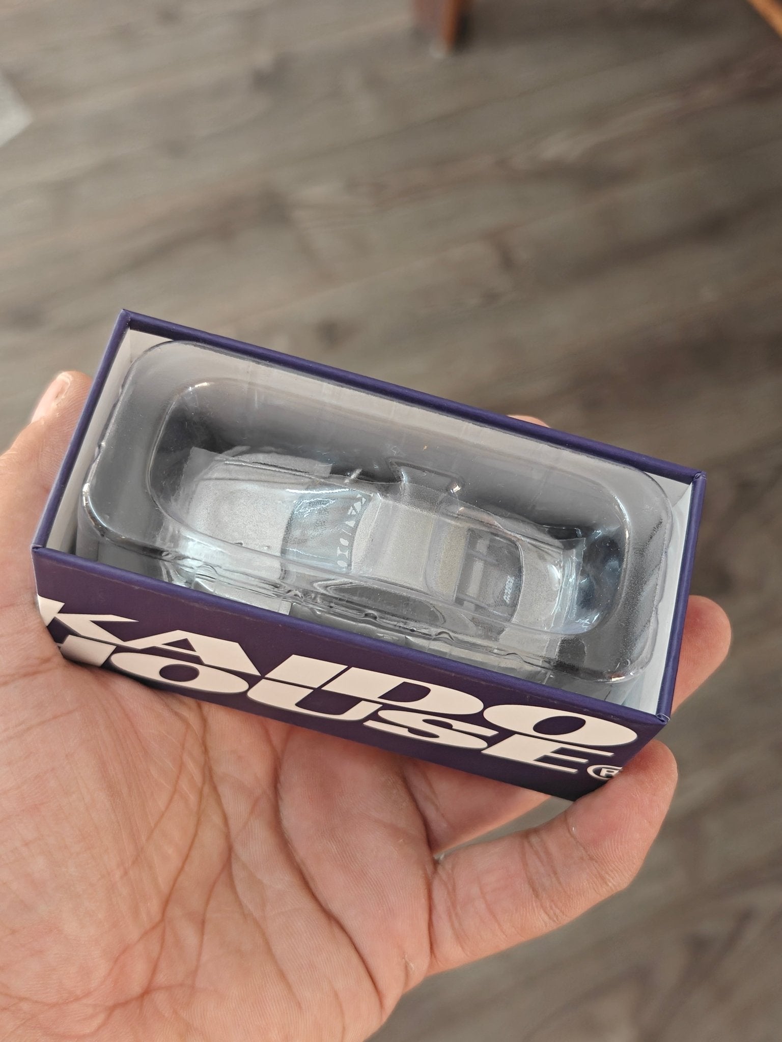 Mini GT Nissan Skyline GT - R (R34) Kaido Works Shinjuku V1 (Open Box) - Kinder Logs