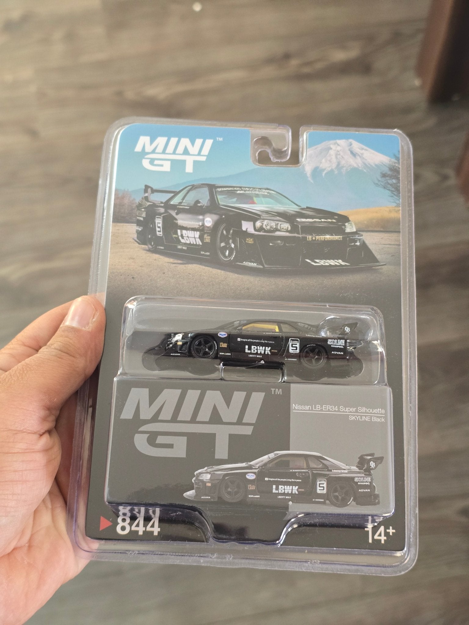 Mini GT Nissan Skyline LB - ER34 Super Silhouette LBWK - Skyline Black - Kinder Logs